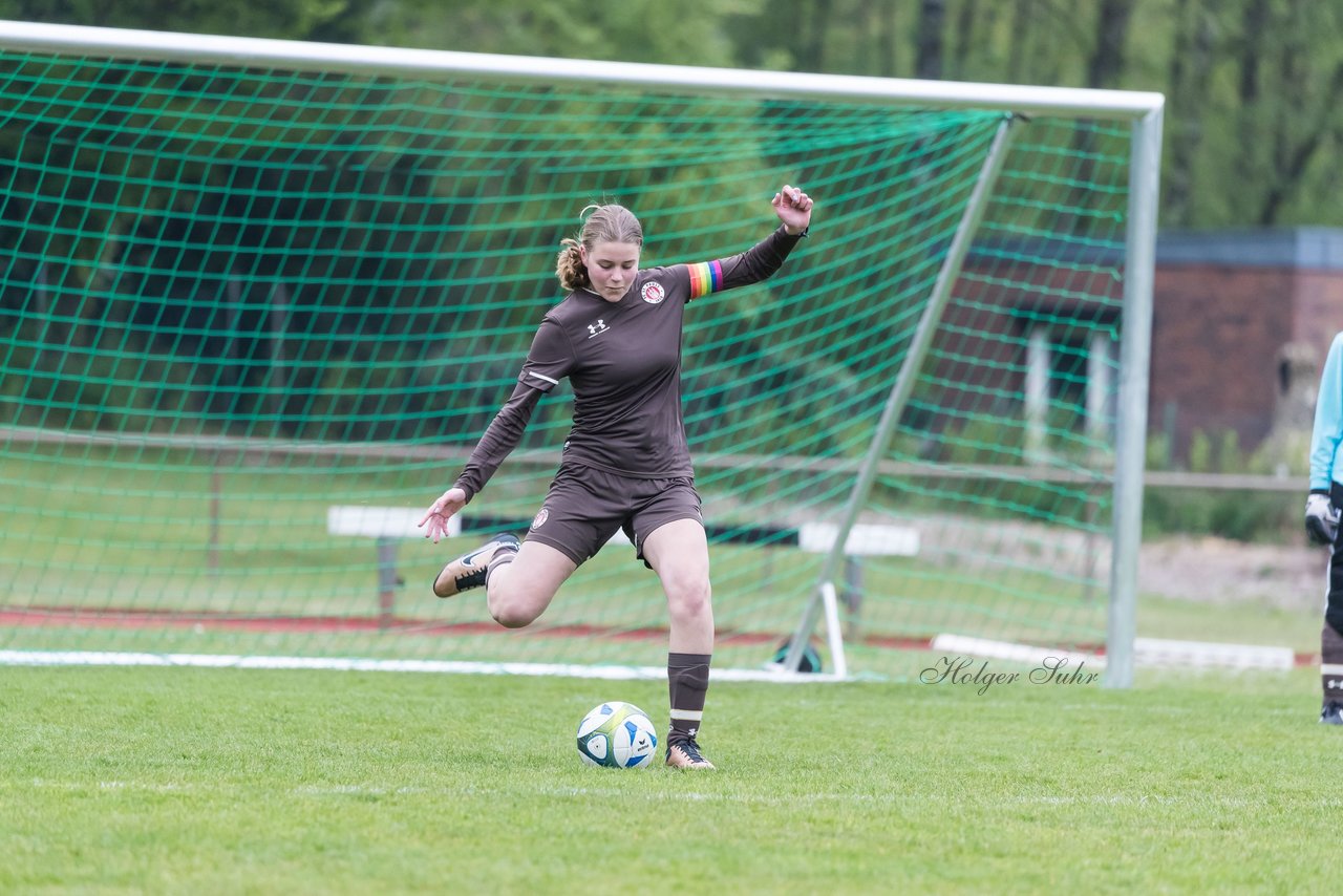 Bild 138 - wCJ VfL Pinneberg3 - St.Pauli : Ergebnis: 2:1